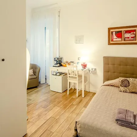 Garden House - Luxury - Overnight Only Rome