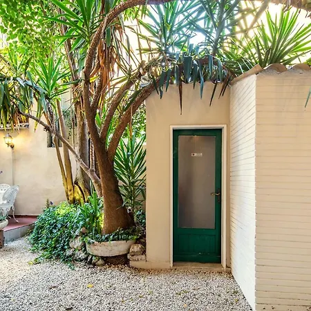 Garden House - Luxury - Overnight Only Rome