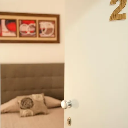 Garden House - Luxury - Overnight Only 2* Rome