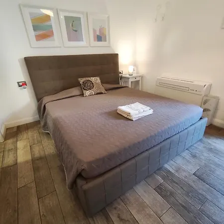 ゲストハウス Garden House - Luxury - Self Check-in Only 4*