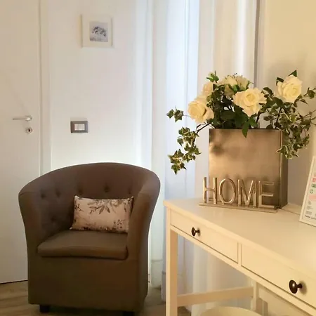 Garden House - Luxury - Self Check-in Only 4* ローマ